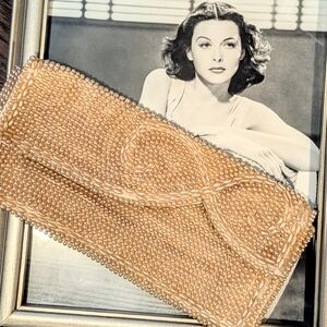 Vintage Elegant Cream Beaded Clutch